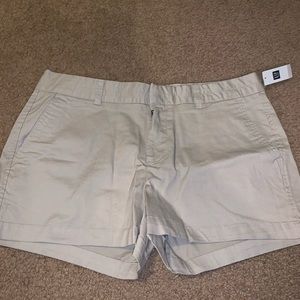 Gap Khaki Shorts with tags